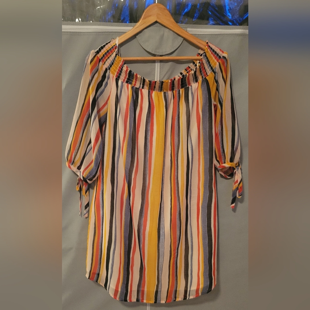 a.n.a Orange and Yellow Ruched 3/4 Sleeve Blouse